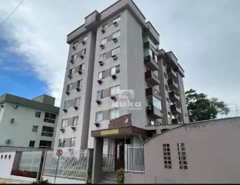 APARTAMENTO À VENDA