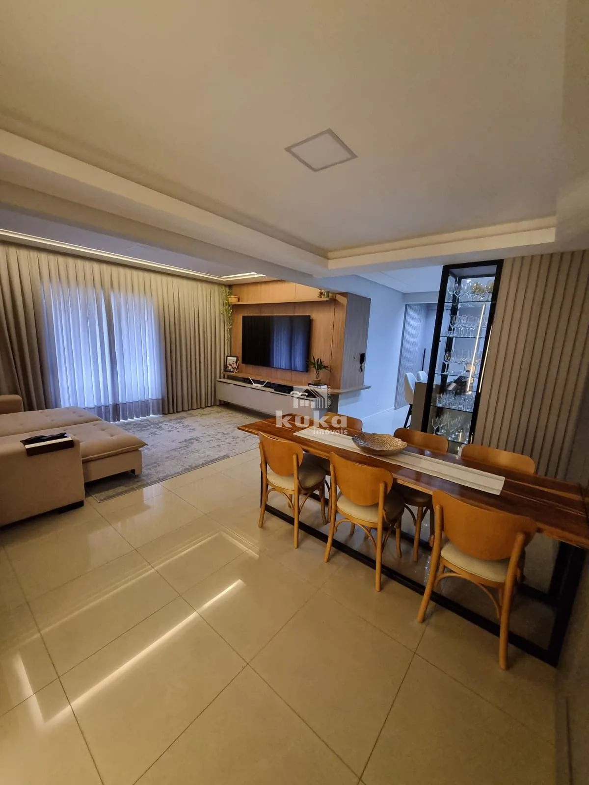 APARTAMENTO MOBILIADO À VENDA — foto 3
