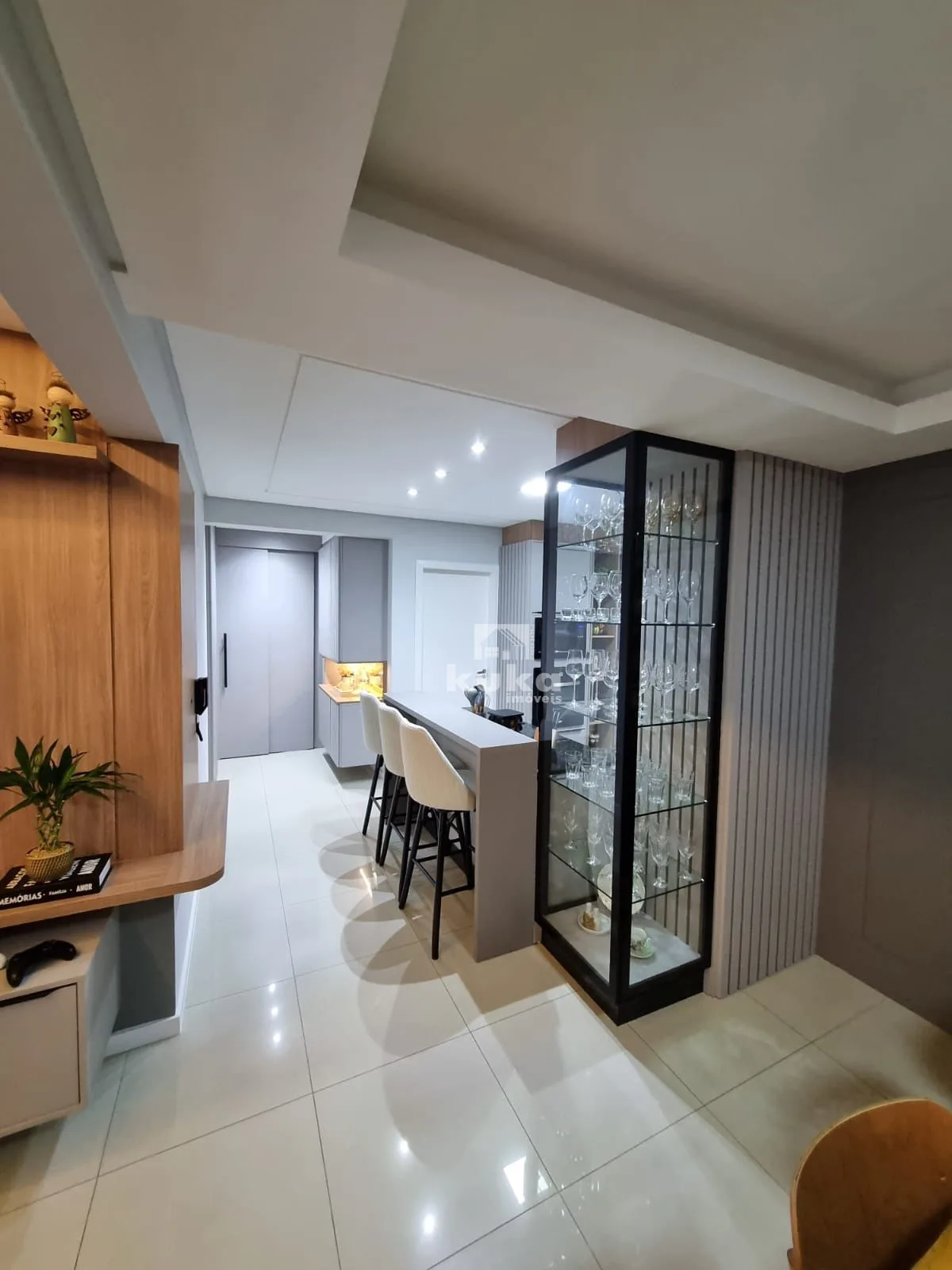 APARTAMENTO MOBILIADO À VENDA — foto 4