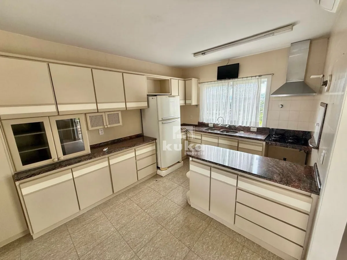 CASA Á VENDA — foto 2