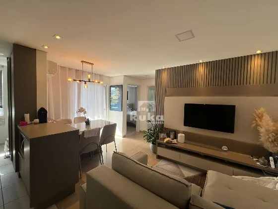 APARTAMENTO À VENDA — foto 2