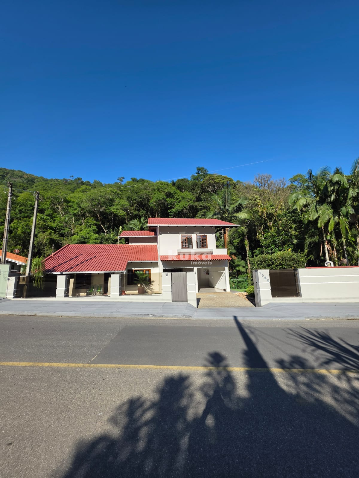 Casa à Venda