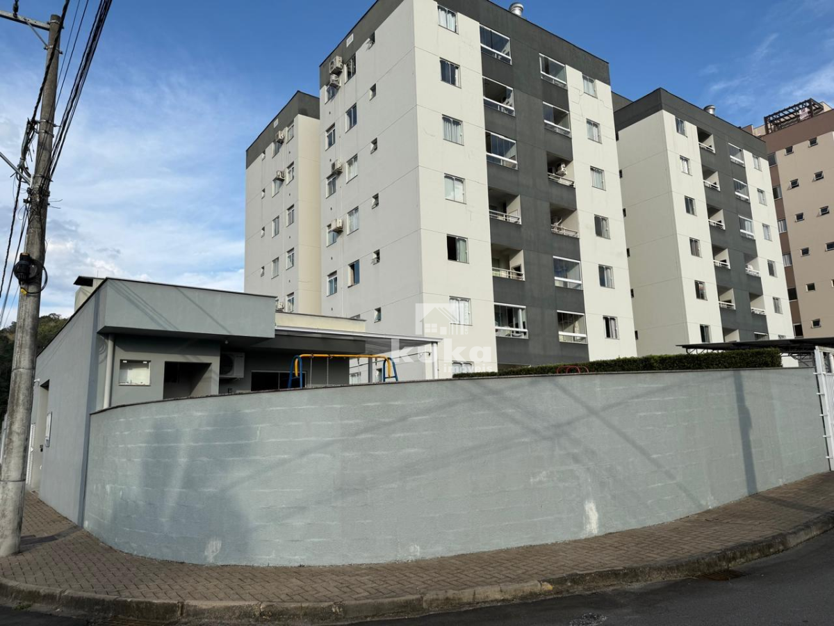 APARTAMENTO SEMIMOBILIADO P/ LOCAÇÃO — foto 2