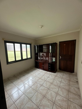 TERRENO COM DUAS CASAS — foto 3