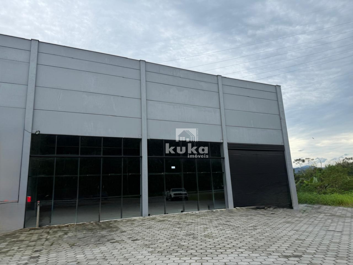 GALPÃO INDUSTRIAL P/ LOCAÇÃO — foto 2