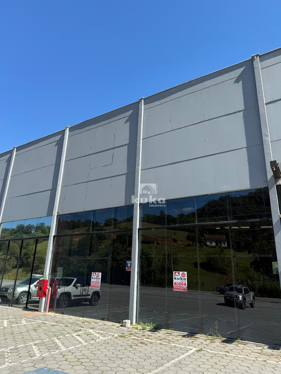 GALPÃO INDUSTRIAL P/ LOCAÇÃO — foto 2