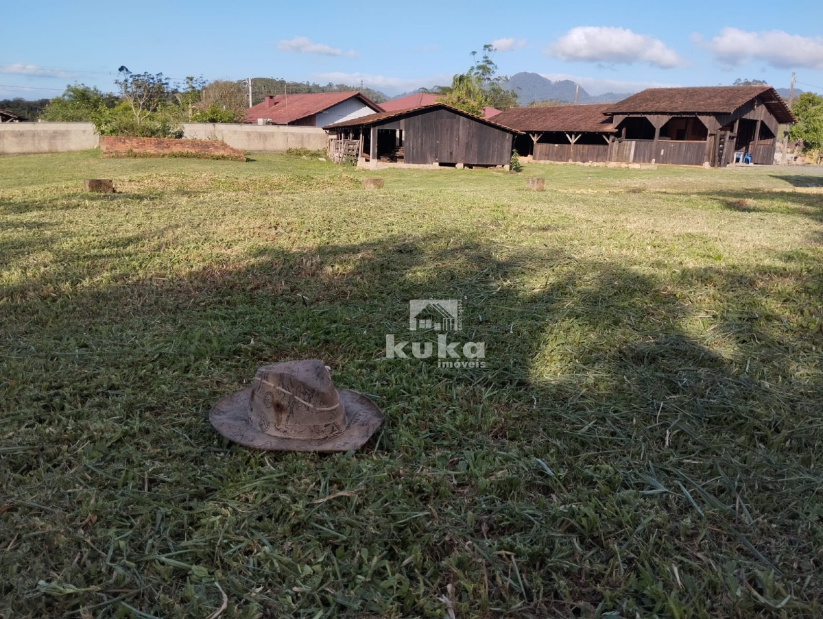 TERRENO COM CASA À VENDA — foto 4