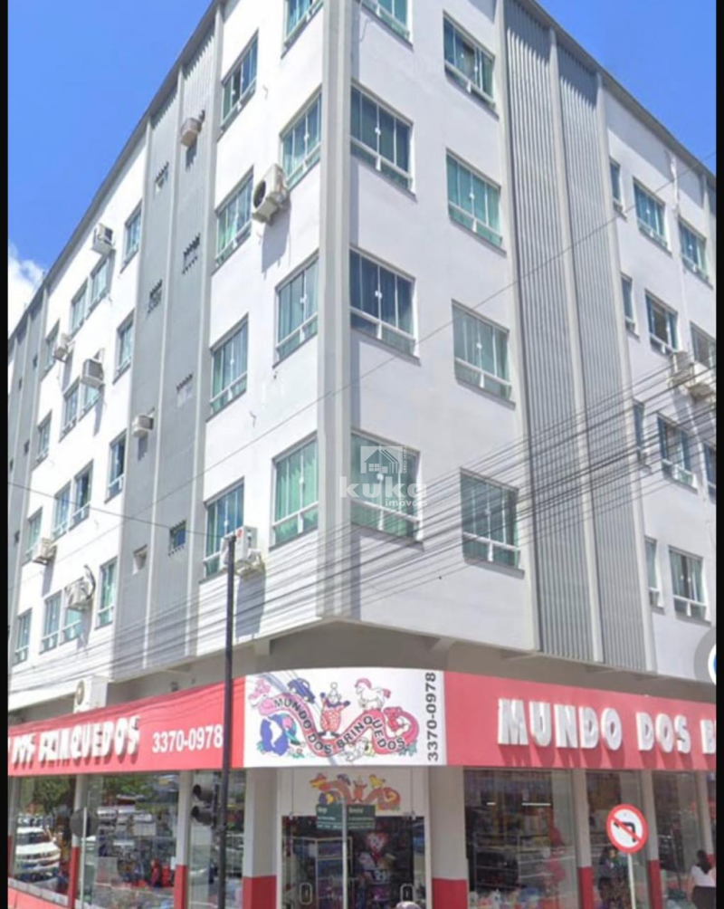 APARTAMENTO À VENDA