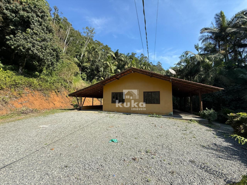 CASA EM CHÁCARA P/ LOCAÇÃO