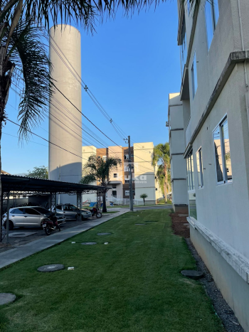 APARTAMENTO SEMIMOBILIADO À VENDA — foto 3