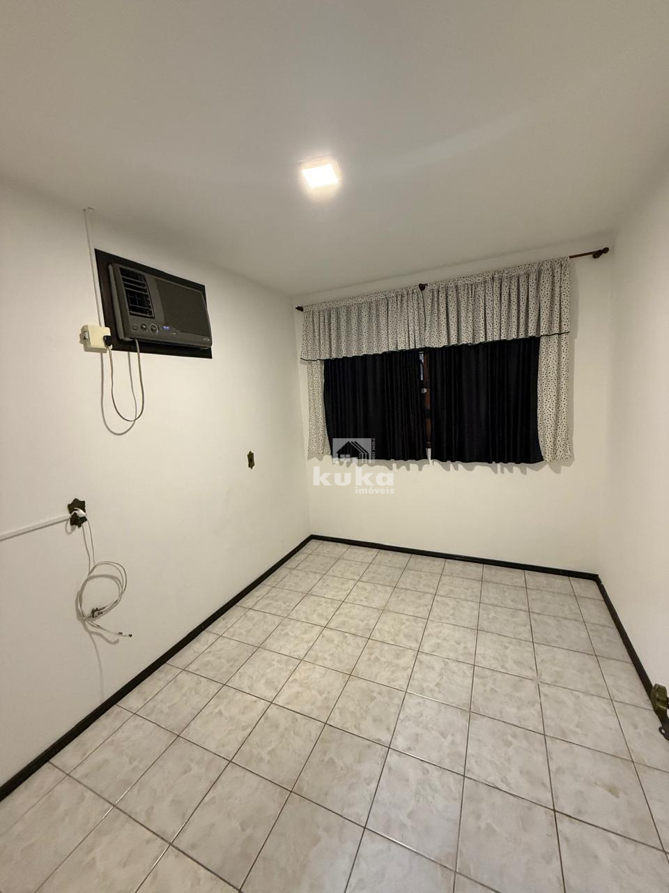 CASA RESIDENCIAL P/ LOCAÇÃO — foto 13