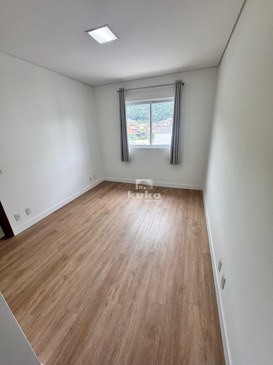 APARTAMENTO À VENDA — foto 7