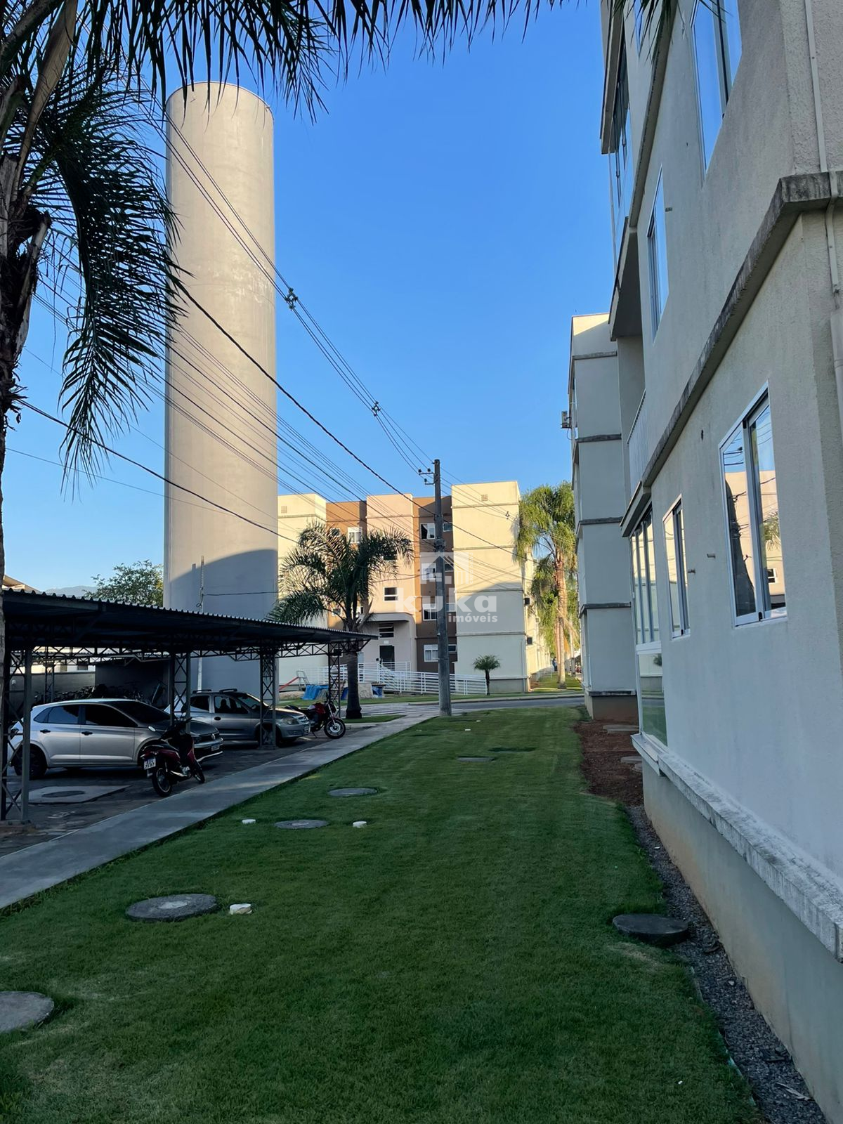 APARTAMENTO SEMIMOBILIADO À VENDA — foto 3