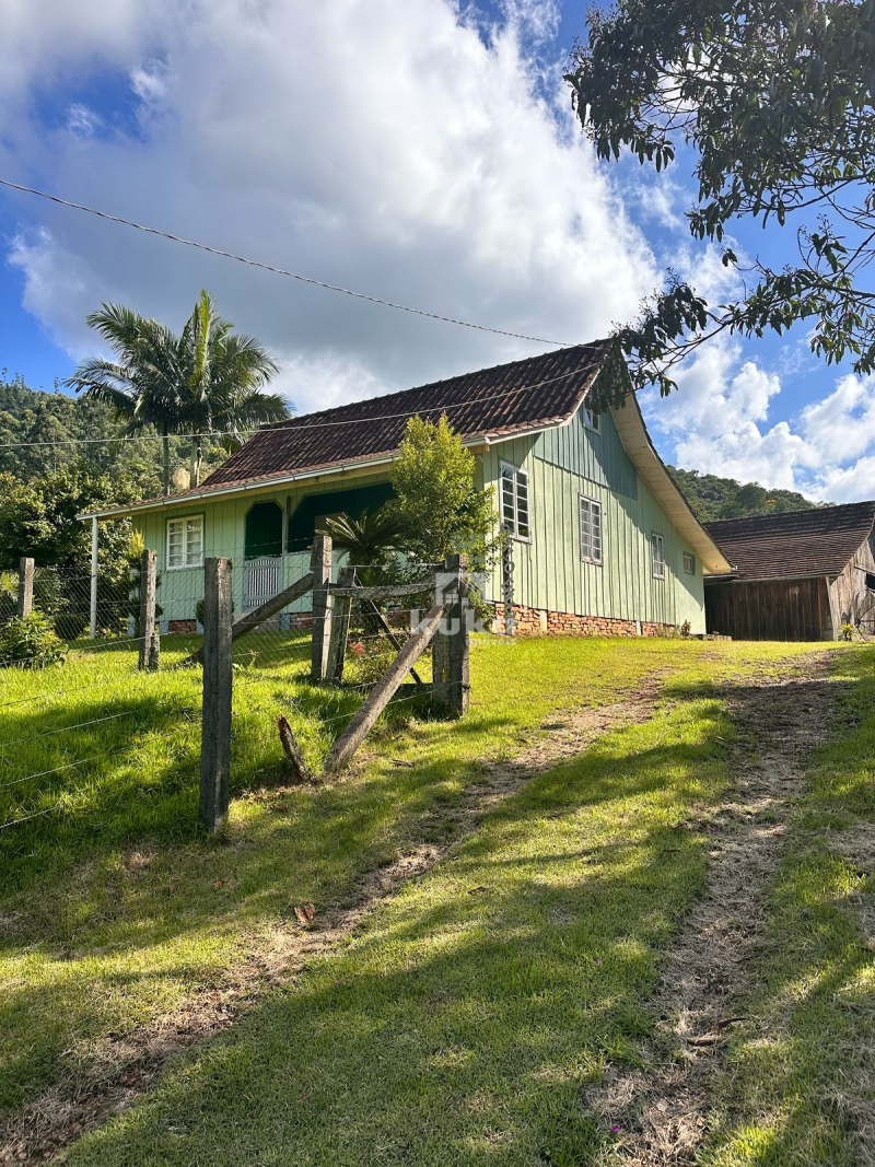 CHÁCARA À VENDA
