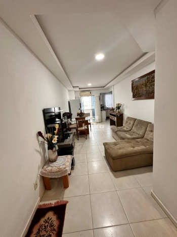 APARTAMENTO À VENDA — foto 2